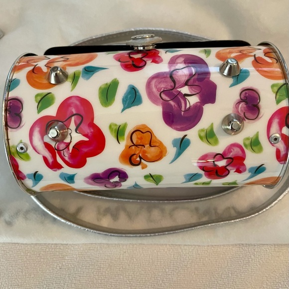 Prezzo Cylinder Bag NWOT. Never used. - Picture 6 of 12